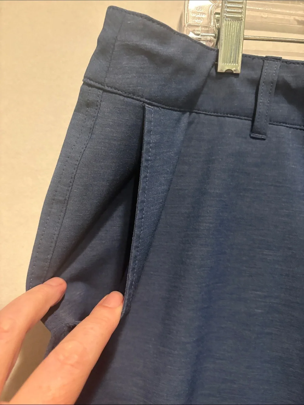 Faherty - All Day Belt Loop Shorts. 9 inch inseam. Navy Blue. Size 38. MSC0012